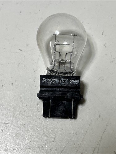 10x Sylvania 3157K HO Bulbs – Brake/Signal – P27/7W – High Output - Picture 8 of 12