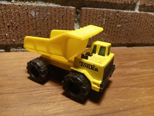 McDonald's Tonka Truck 1992 Happy Meal Toy Construction - Picture 5 of 5