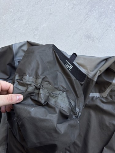 Vintage Arcteryx Beta SL Hybrid Shell Jacket Gore-Tex Mens Ski Outdoor Life - Picture 23 of 24