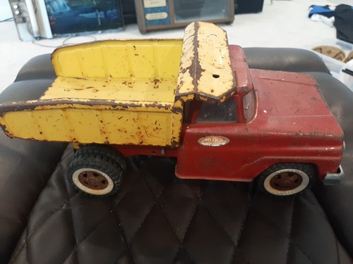 Vintage TONKA Red & Yellow Dump Truck Pressed Steel Lever Action Dumper 13" - Picture 2 of 9