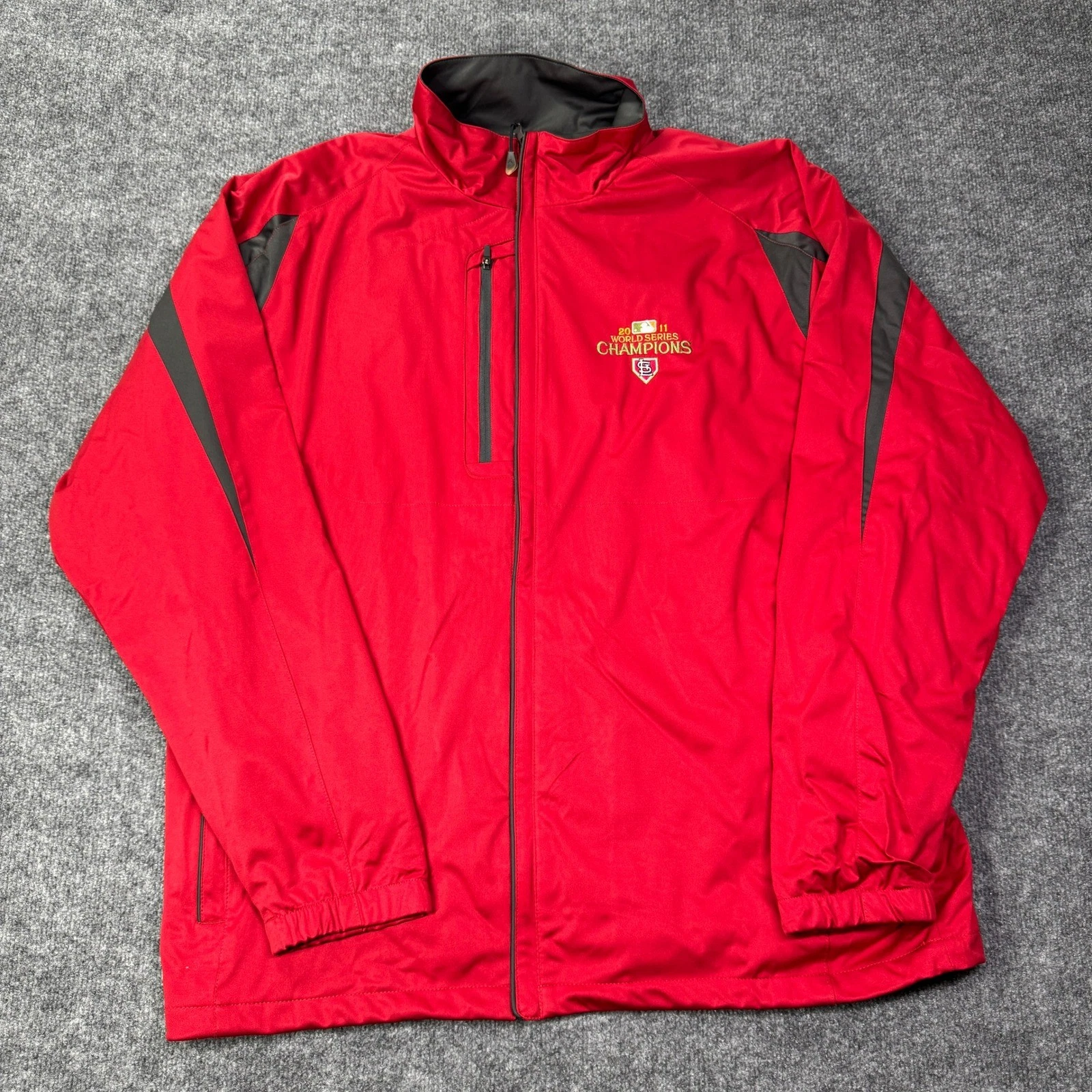 2011 World Series Champions St Louis Cardinals Antigua Windbreaker Mens XL Red - product detail image 1