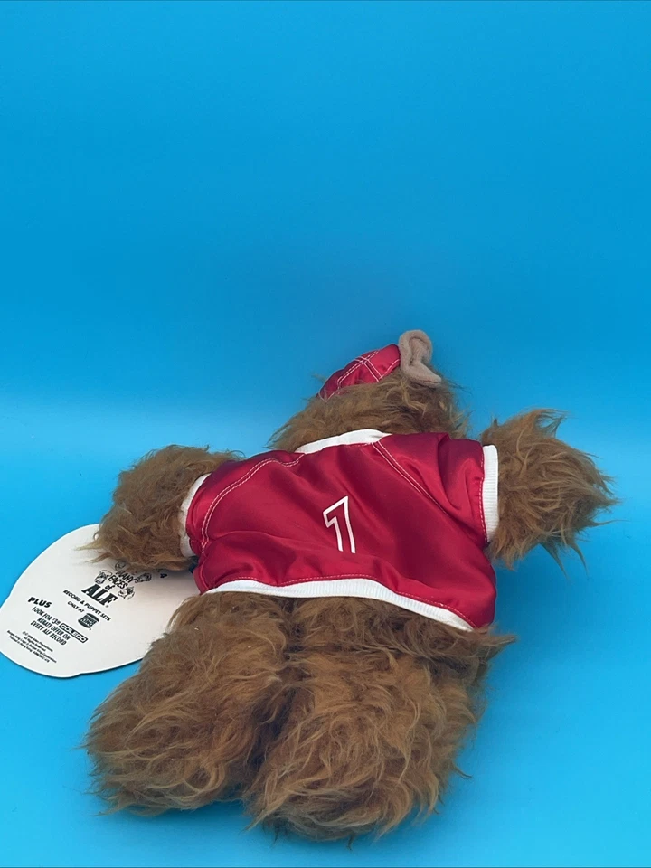 "De colección ALF Peluche Marioneta de Mano Orbitadores Sombrero de Béisbol Jersey Burger King Promo 12"" Nuevo con Etiquetas" Foto 2 de 2