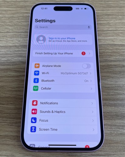 Apple iPhone 15 - 128 GB - Rosa - Solo AT&T (Desbloqueado iCloud) - Bueno - Imagen 4 de 17