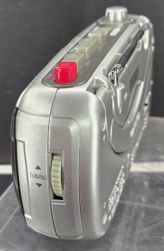 Vintage AIWA RM-P300 FM/AM Wide Radio Cassette Recorder Mini Boombox Works - Picture 3 of 8