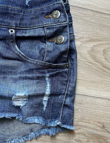 Mono corto Guess Paulette denim desgastado para mujer talla S - Imagen 6 de 20
