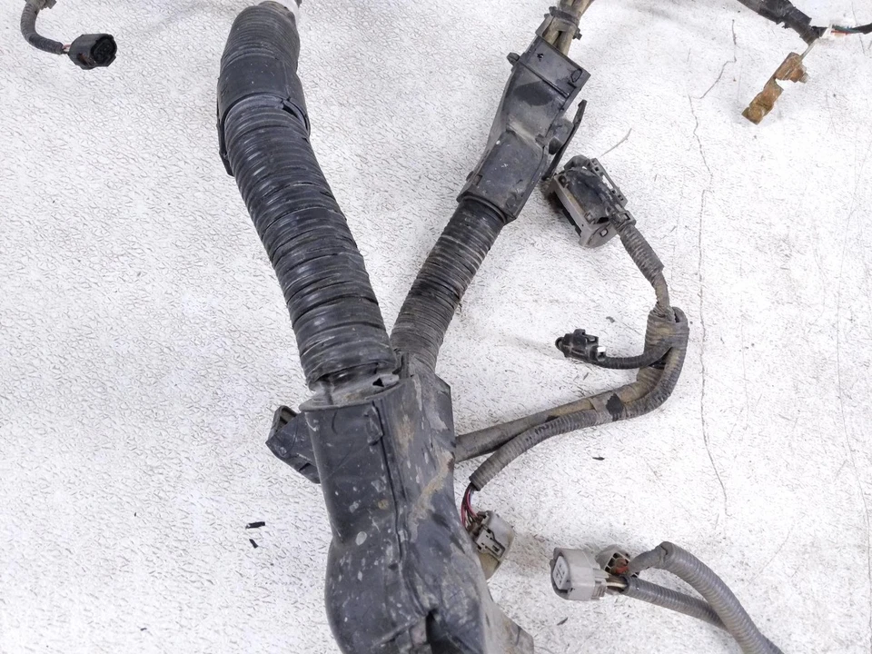 Arnés de cables del motor principal Toyota Sienna Le 2017-2020 3,5 L tracción delantera 82121-08180 Foto 4 de 4