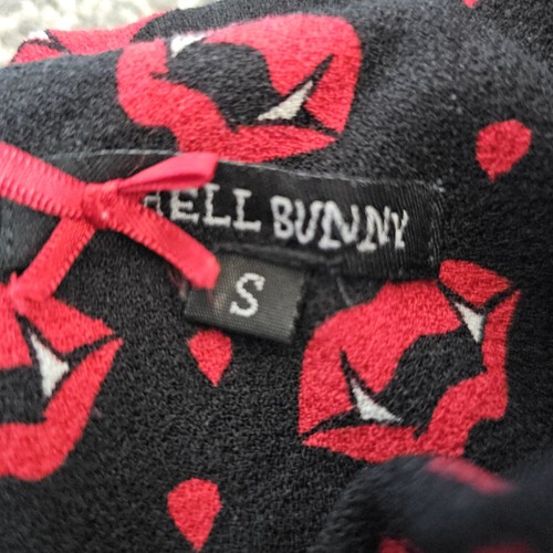 Helly Bunny Damen rot und schwarz Vampir Reißzähne Kleid Größe Small - Bild 4 von 4
