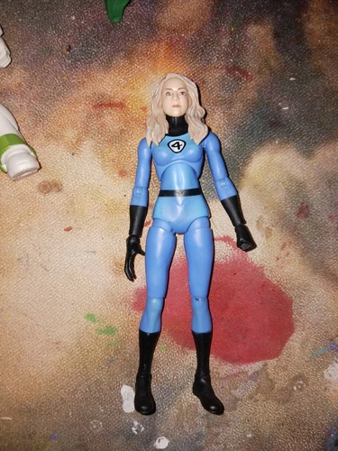 Marvel Legends Retro Fantastic Four 4 Mujer Invisible 6" Acción en Vivo Primeros Pasos