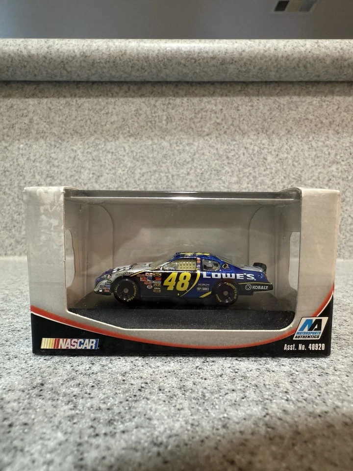 Surtido de ocho coches diecast NASCAR escala 1/87 Foto 4 de 4