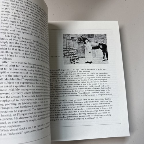 Ethology : The Mechanisms and Evolution of Behavior by James L. Gould (1982,-C10 - Imagen 9 de 13