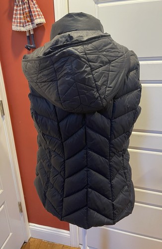 Michael Kors Women's Black Hooded Down Puffer Vest Snap & Zip Medium - Picture 6 of 7