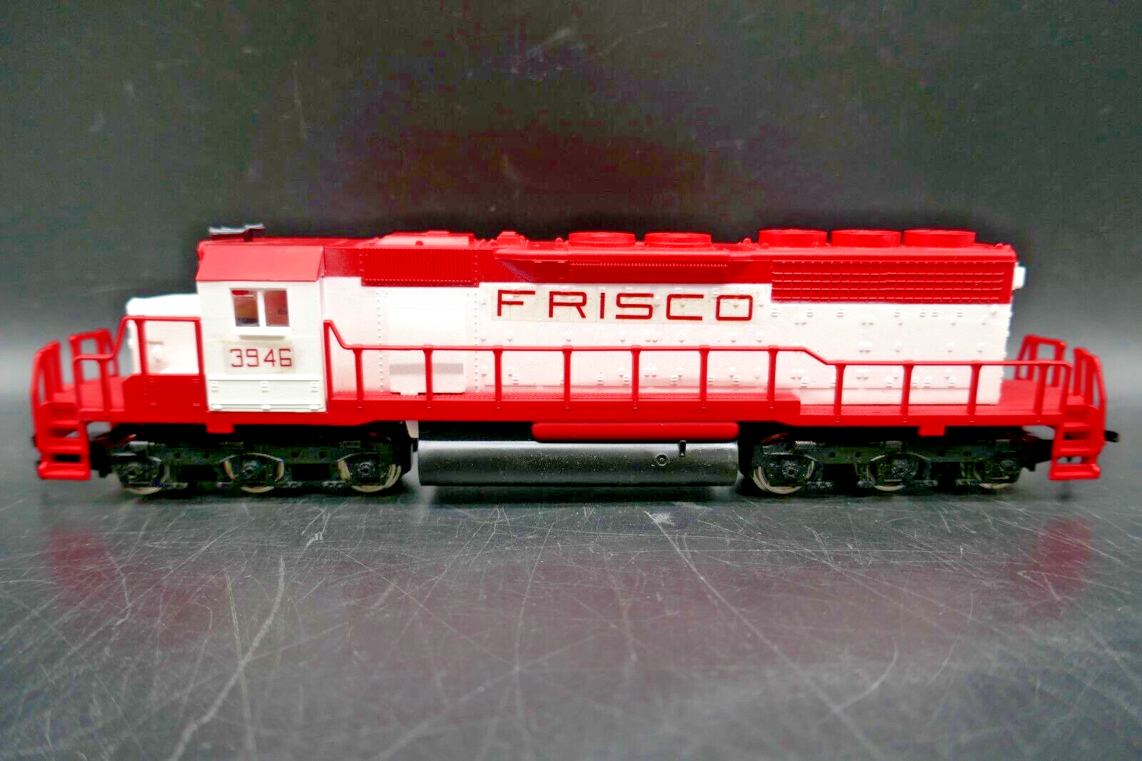 Picture 4 of 11