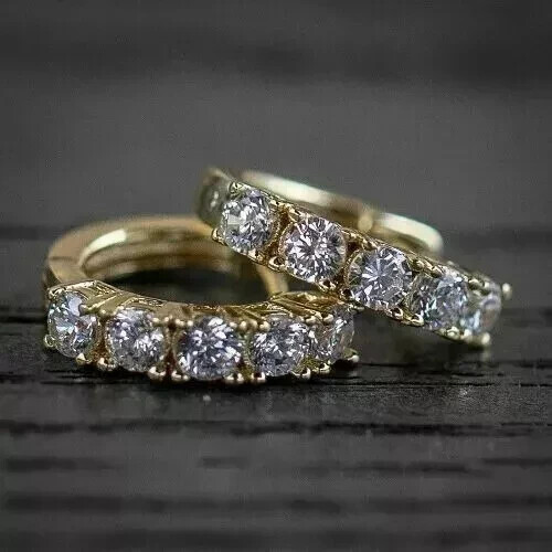 Simulierter Diamant 14K gelbvergoldeter 2,00 Karat runder Schnitt Herren Ohrring - Bild 1 von 4