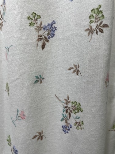 Neu mit Etikett $ 48 Go weiches Nachthemd PLUS 1X mehrfarbig Blumenmuster auf weiß 100 % Baumwollstrick - Bild 9 von 9