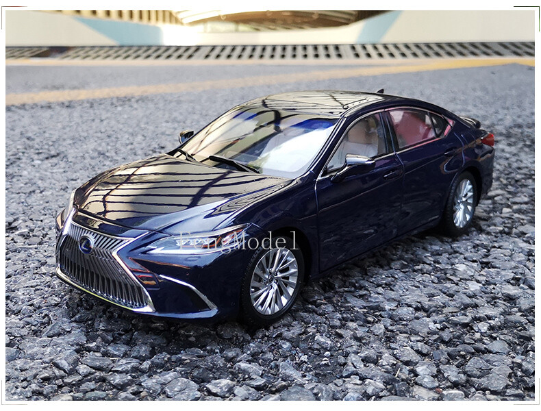 1:18 Scale Lexus ES ES300H 2019 Diecast Model Car collection