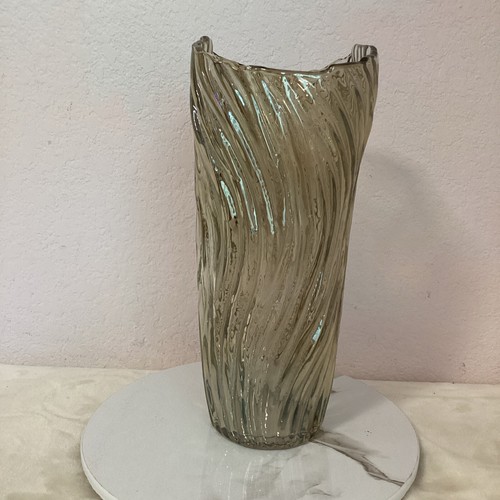 Vaso vintage in vetro vorticoso a costine ondulate 12" 3,5 libbre talpa iridescente senza marchio - Foto 4 di 16