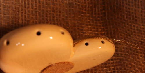 2 Vintage 60's Ceramic Heart Potpourri Ornaments Bird & Flower Design - Picture 5 of 7
