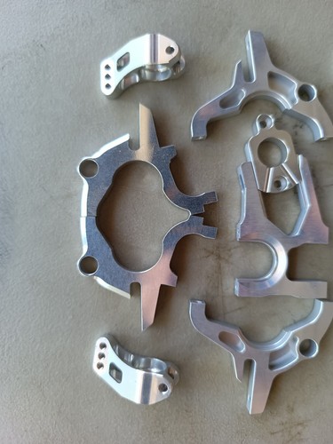 400$+ Value Serpent RC SDX4 Aluminum Parts Lot Bulkhead, Motor Mount, Hubs - Picture 2 of 3