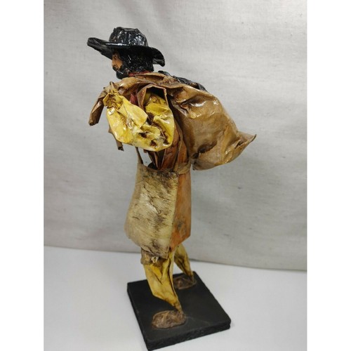 Mexican Folk Art Paper Mache Statue Farm Working Man Figurine with Hat Vintage - Picture 3 of 12