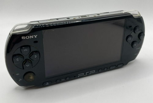 PSP-3004 Konsole Sony Playstation 3004 2GB PAL schwarz gebraucht kein Ladegerät