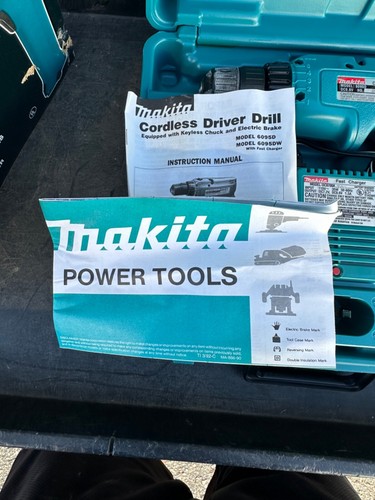 VINTAGE MAKITA 6095DW CORDLESS 9.6v DRILL BATTERY CHARGER NEW OLD STOCK USA KEYL - Picture 6 of 8