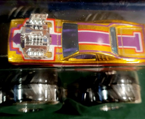 CARGADOR DODGE (ROSA) Y RODGER DODGER (ORO) NUEVO 2025 Hot Wheels Monster Trucks - Imagen 17 de 22