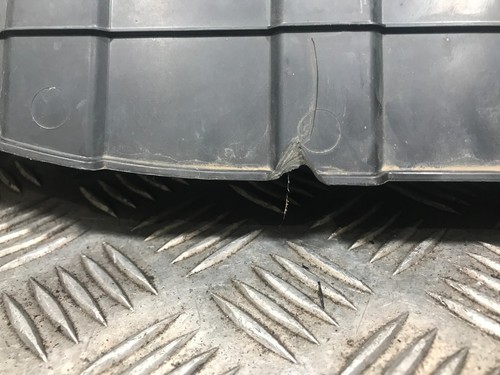 Deflector de radiador izquierdo Nissan Navara D23 NP300 21469-4KJ0A (N008) - Imagen 2 de 12