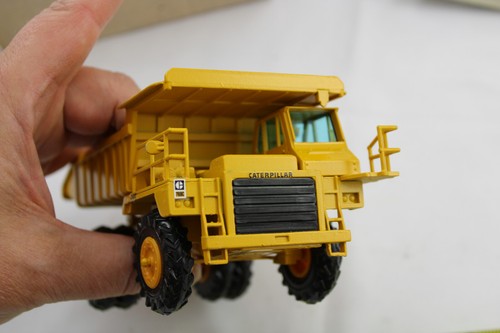 Diecast - NZG 222 - CAT 769C Truck - Picture 6 of 11