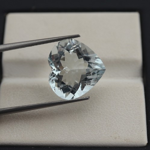 Piedra de nacimiento de marzo corazón facetado berilo incoloro natural 5,4 quilates 13,1 x 12,4 mm - Imagen 1 de 9