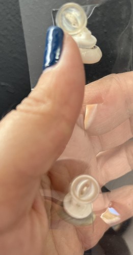 Vintage Daisy Kingdom Shell 2 Hole Button Cream Colored Lot 14 Sew Fabric Crafts - Bild 4 von 4