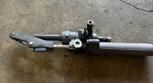 MERCRUISER 15293-C ALPHA ONE GEN 2 POWER STEERING ACTUATOR Quick Disconnect - Picture 2 of 7