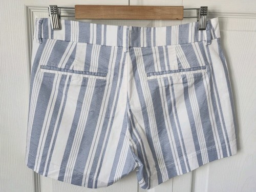 Nuevo sin etiquetas Pantalón Corto Antiguo Azul Marino Everyday Talla 6 Para Mujer 3.5" Entrepierna Blanco Azul Chino Rayas - Imagen 3 de 12