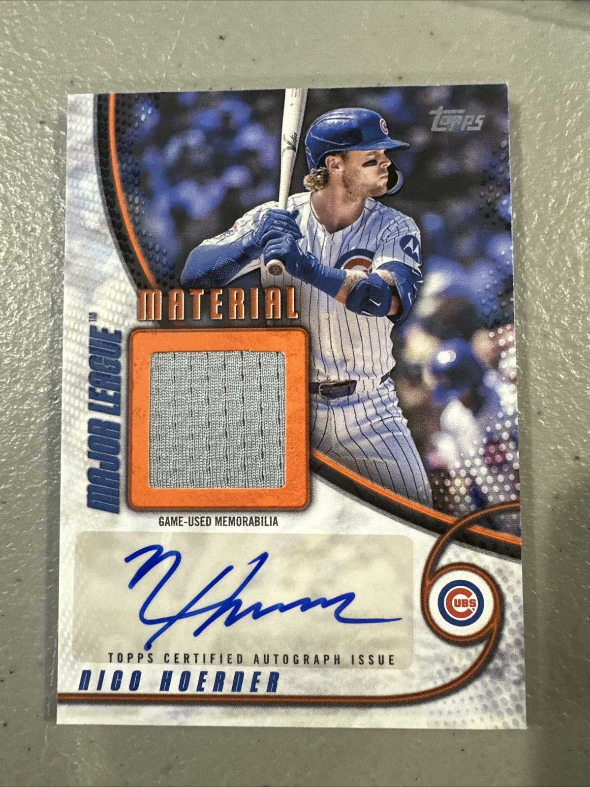 2025 Topps Series 1 Major League Material Auto Orange /25 NICO HOERNER Cubs