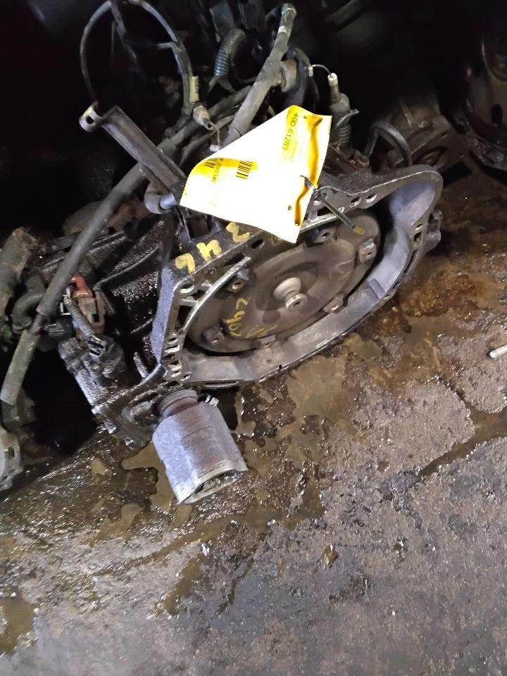 2000-2002 CHEVROLET GEO PRIZM Automatic Transmission 3 Speed  - Image 3 of 4