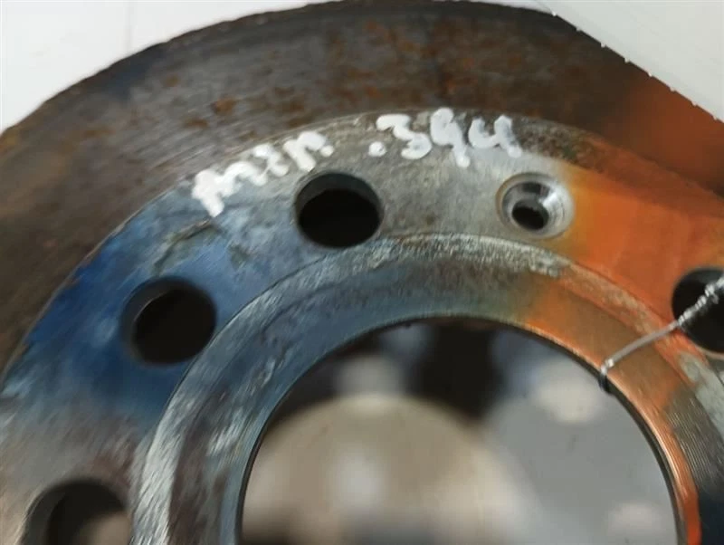 Rear Rotor from 2013 Volkswagen Tiguan 11229481 - Image 2 of 4