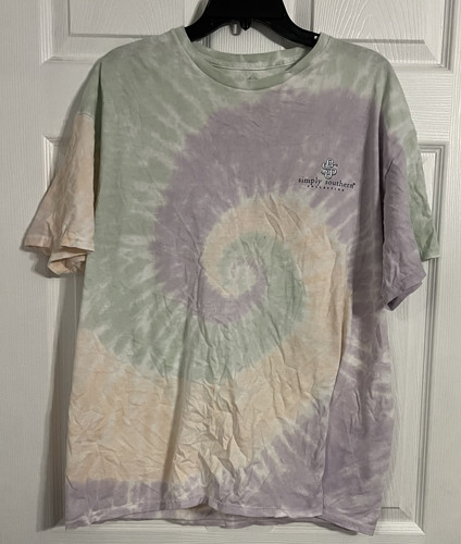Simply Southern Collection Women’s Xl Tshirt Tie Dyed “hanging With My Gnomies”