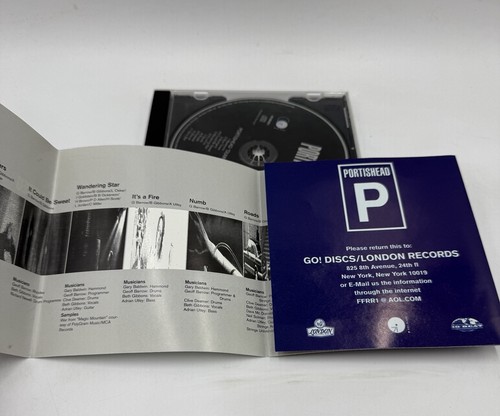 Portishead ~ Dummy CD  - Bild 7 von 8