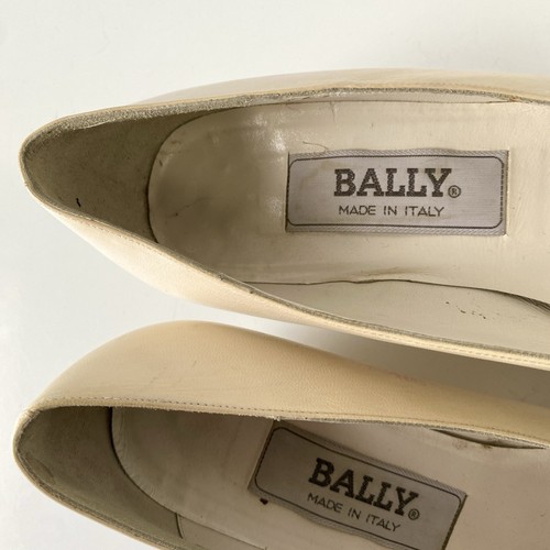 Bally Vintage Heels US Women’s Sz 5.5 M Cream Leather Gold Accents Made In Italy - Picture 7 of 11