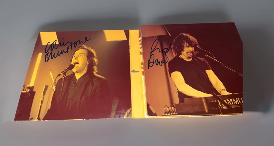 ЗОМБИ - ЖИТЬ НА КОНЦЕРТЕ В METROPOLIS STUDIOS LONDON CD + DVD (2011) НОВОМ - Изображение 3 из 4