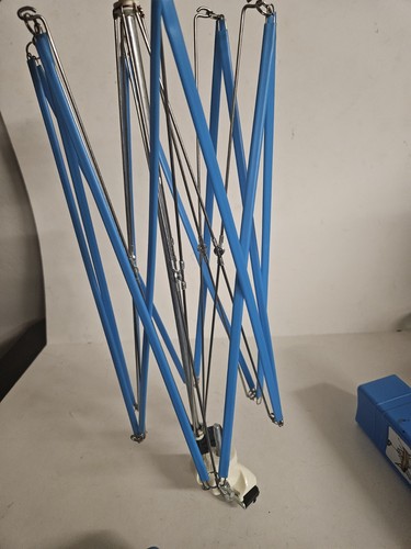 Umbrella Swift/Skein Winder For Yarn - Picture 4 of 6