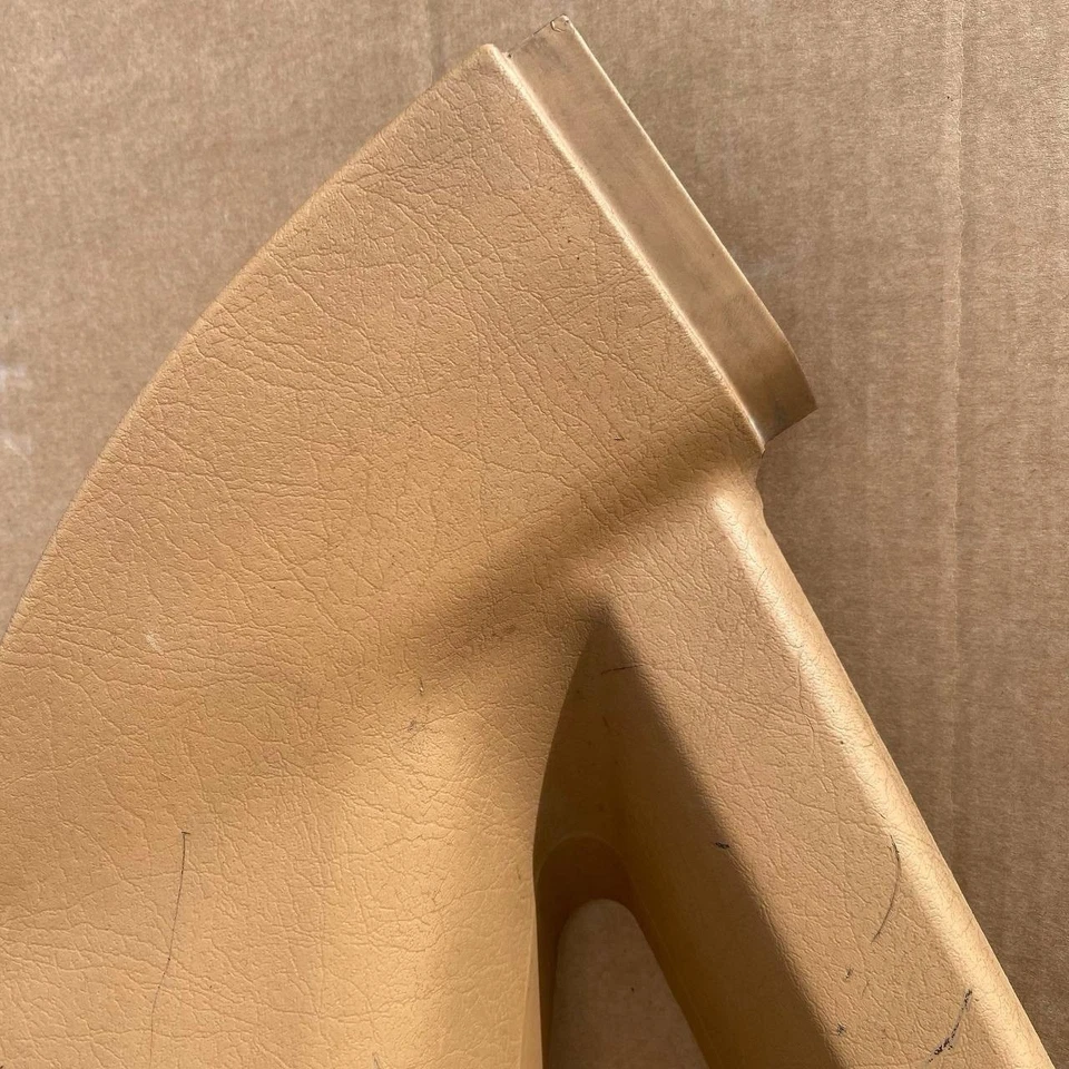 Tapilar trasero izquierdo Volvo 940 sedán marrón 3527703 Foto 4 de 4