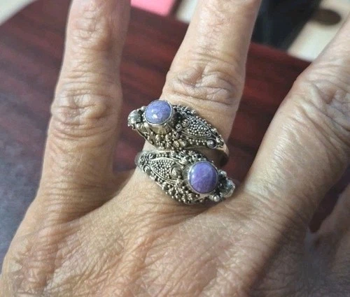 Antique  Silver 925 Ring - Dragons heads with amethyst Cabachon Resizable