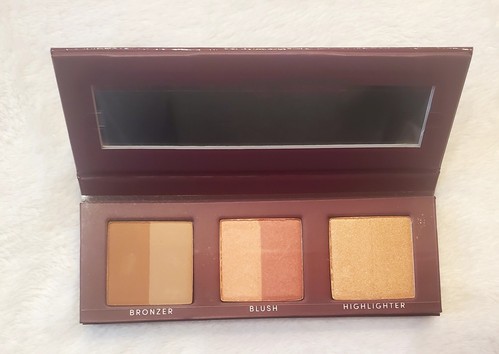 Jane Iredale Finishing Touches Face Palette Blush, Bronzer, Highlight! NEW NIP - Picture 2 of 2