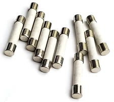 Lot of 10 Littelfuse 3AB 20 Amp 250 Volt Ceramic Fast Acting Fuses 1/4" x 1-1/4"