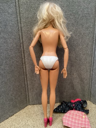 Barbie Bambola Grande 28 Pollici - 2016 Just Play Barbie - Bionda - Foto 9 di 16