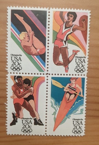Four USPS Blocks Of Four Two 18-Cent One 20-Cent One 28-Cent More Info Below - Picture 2 of 5