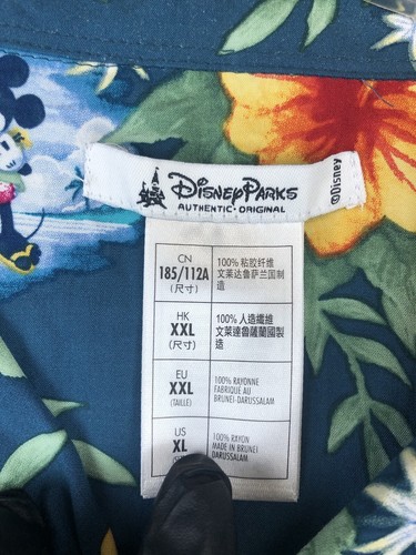 Disneyland Resort Hong Kong Hawaiian Floral Button Shirt Men’s XL New With Tags - Picture 3 of 10