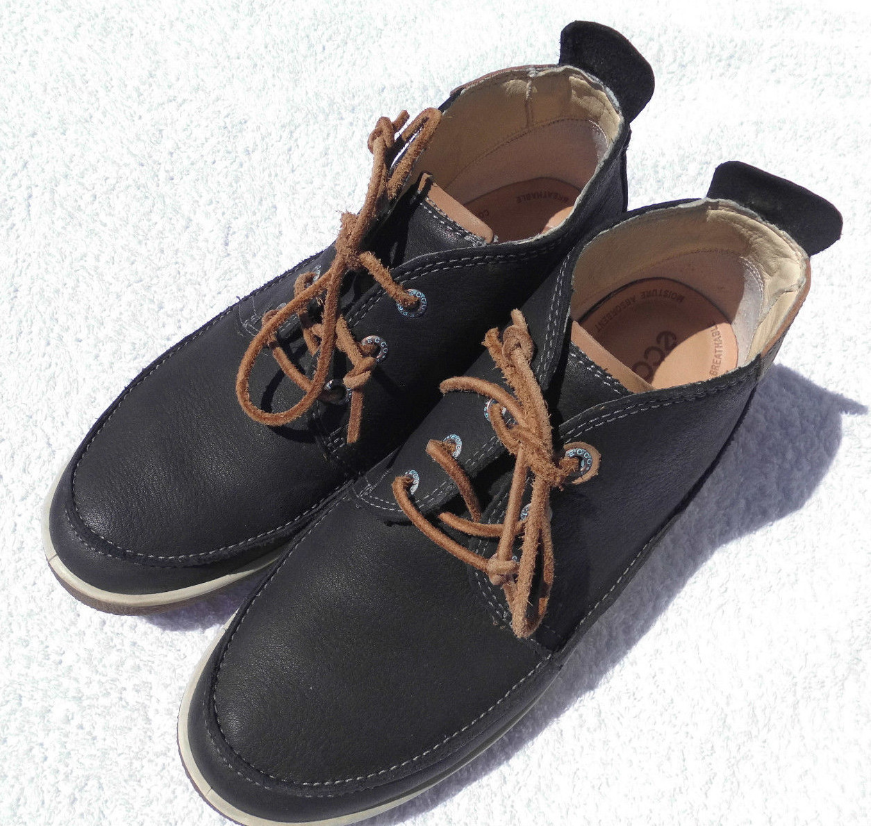 Ecco Stiefel Gr. 39 schwarz/ganz dunkles blau je nach Licht 2 Mal getragen wie neu Ecco Stiefel Gr. 39 schwarz/ganz dunkles blau je nach Licht 2 Mal getragen wie neu