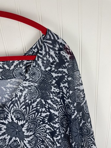 H&M Women’s Navy Floral Chiffon Beach Cover Up XS/S - Picture 3 of 13