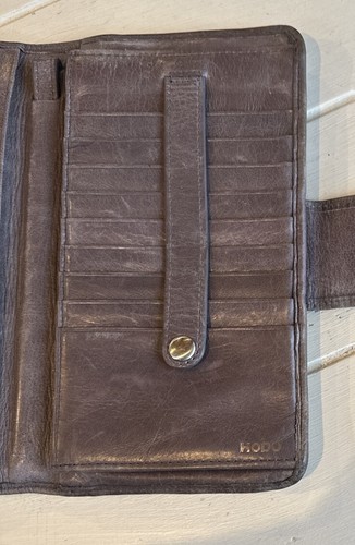 Hobo International Dark Gray Leather Bifold Wallet Wristlet - Picture 10 of 16